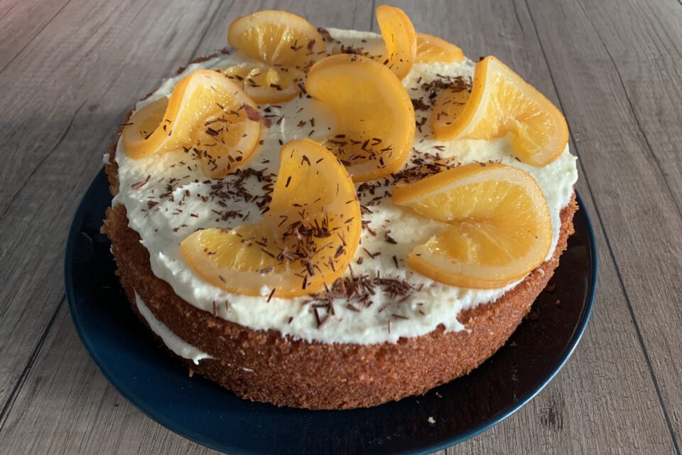 Sinaasappeltaart met speculaaskruiden